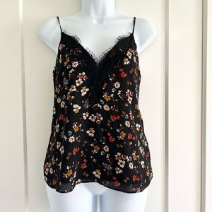 Socialite XS floral top